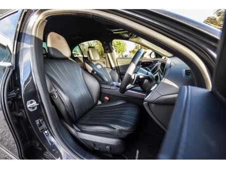 2025 Mercedes-Benz E Class - thumbnail 12