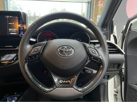 2020 Toyota C-HR €22950 2020 TOYOTA C-HR G 1.8 AUTOMATIC / CRUISE CONTROL / 360° CAMERA AND MORE €22,950 thumbnail