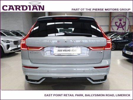 2025 Volvo XC60 Xc60 + T6 PHEV AWD PLUS DARK €61,950 thumbnail