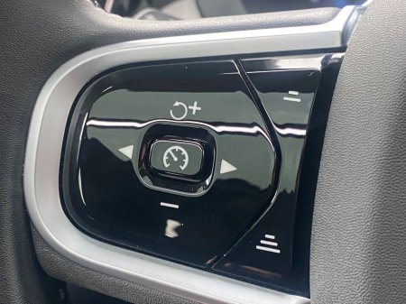 2025 Volvo XC60 - thumbnail 20