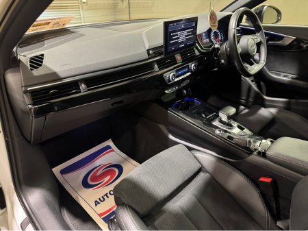 2024 Audi A4 Deposit Taken 35 TDI 163BHP 4DR S Tronic S-LINE BLACK EDITION €43,950 thumbnail