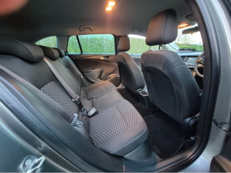 2018 Opel Astra SPORTS TO TOURER SC 1.6 CDTI 110PS 5DR €9,950 thumbnail