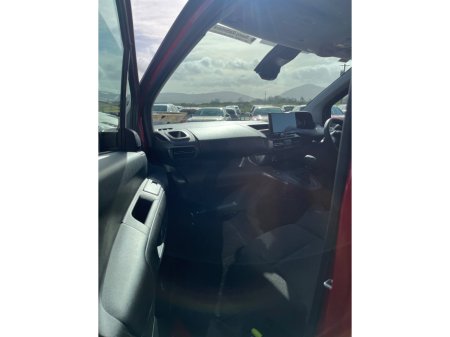 2026 Peugeot Partner - thumbnail 9