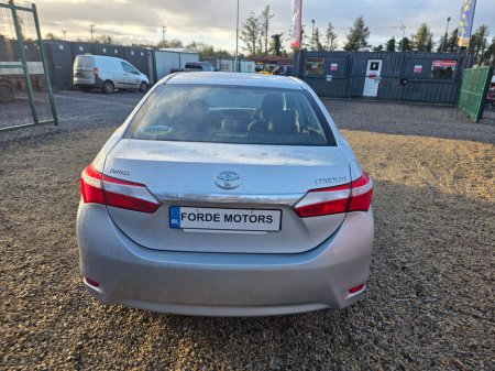 2015 Toyota Corolla D-4D 90 (1.4) Aura €8,950 thumbnail