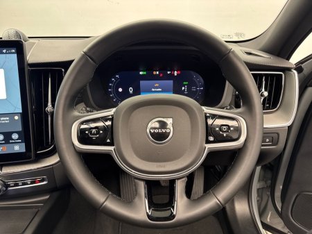 2025 Volvo XC60 - thumbnail 13
