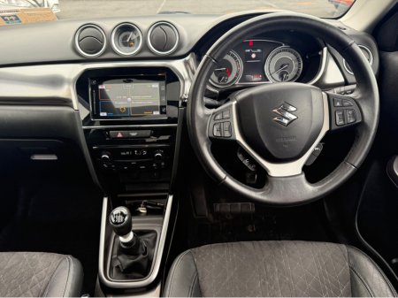 2019 Suzuki Vitara - thumbnail 13