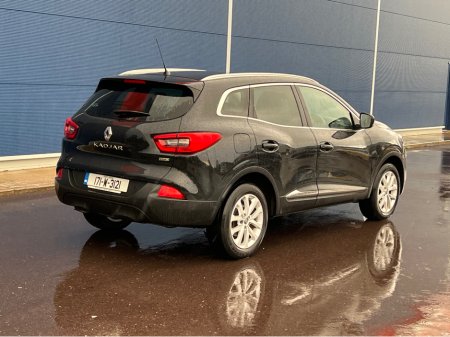 2017 Renault Kadjar 1.5 DCI DYNAMIQUE NAV 5 5DR A 110BHP AUTO €13,900 thumbnail