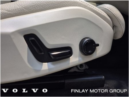 2023 Volvo XC60 T6 Recharge PHEV 350hp AT8 Plus Bright €51,250 thumbnail