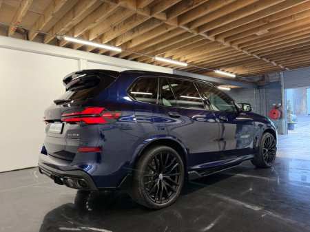 2025 BMW X5  €104,995 thumbnail