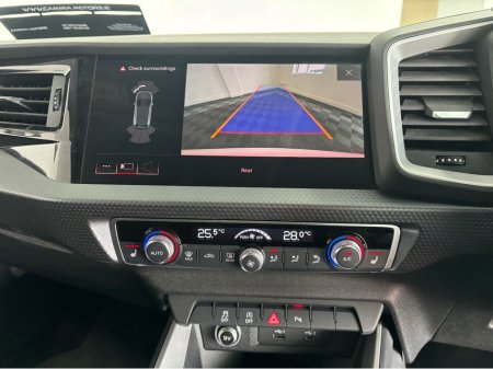 2020 Audi A1 - thumbnail 8