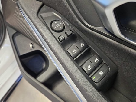 2020 BMW 3 Series 330e Sport Pro Auto €24,950 thumbnail