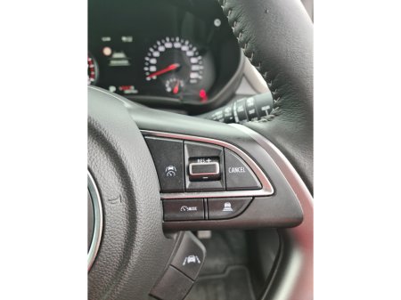 2025 Suzuki Swift - thumbnail 13