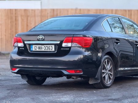 2012 Toyota Avensis - thumbnail 14