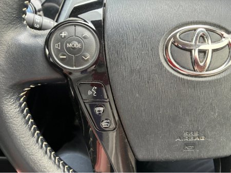 2017 Toyota Prius Alpha 1.8i Petrol Hybrid 5 Seater Automatic €17,950 thumbnail