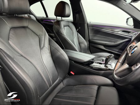 2022 BMW 5 Series - thumbnail 12