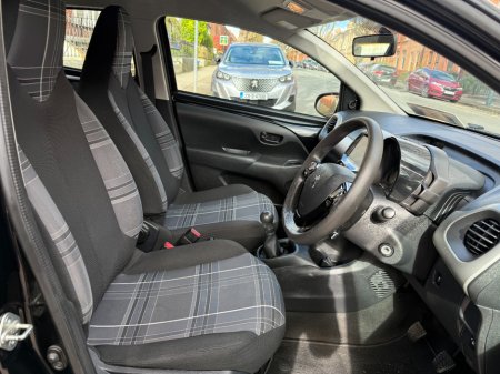 2017 Peugeot 108 - thumbnail 15