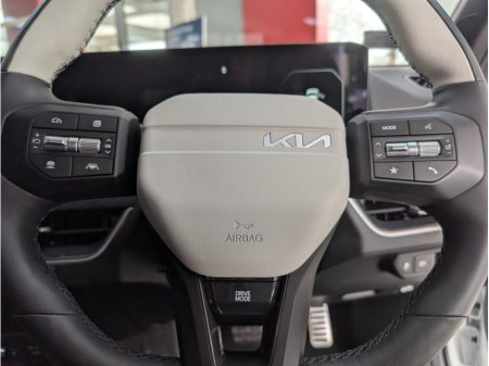 2026 Kia K4 - thumbnail 7