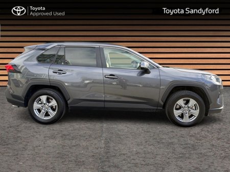 2025 Toyota Rav4 - photo 3