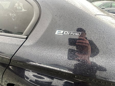 2018 BMW 5 Series - thumbnail 10