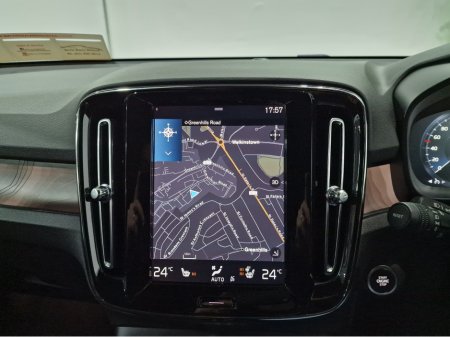 2023 Volvo XC40 T4 PLUS DARK RECHARGE AUTOMATIC **ONE OWNER / APPLE CARPLAY / CRUISE CONTROL / ELECTRIC BOOTLID / HEATED FRONT & REAR SEATS / HEATED STEERING WHEEL / 360 DEGREE CAMERA / WIRELESS PHONE CHARGING** €38,900 thumbnail