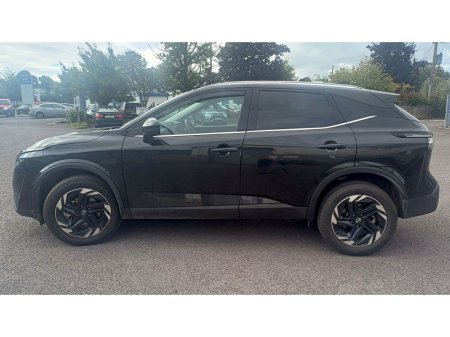 2025 Nissan Qashqai 1.3 PET MILD HYBRID SV PREMIUM €38,950