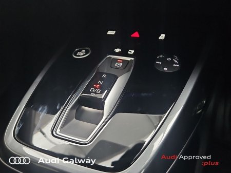 2025 Audi Q4 e-tron - thumbnail 11