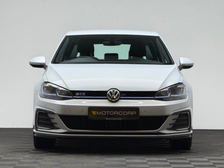 2018 Volkswagen Golf - photo 2