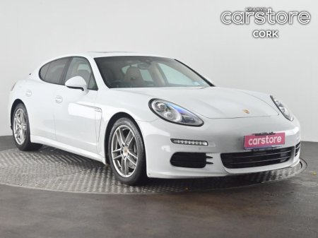 2016 Porsche Panamera Panamera €33,880