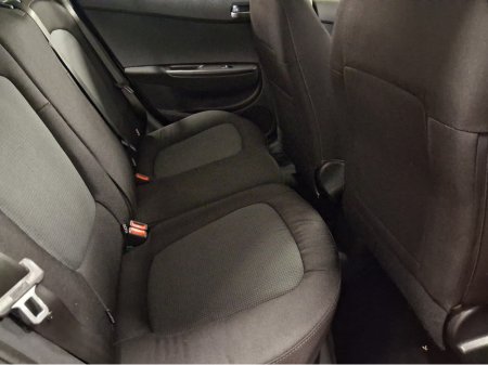 2014 Hyundai i20 **LOW MILEAGE** €7,780 thumbnail