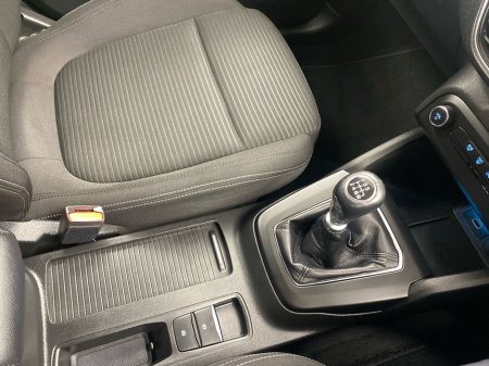 2023 Ford Focus - thumbnail 18