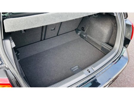 2018 Volkswagen Golf NCT AUG '27 AUTOMATIC PETROL WITH REVERSE CAMERA €18,995 thumbnail