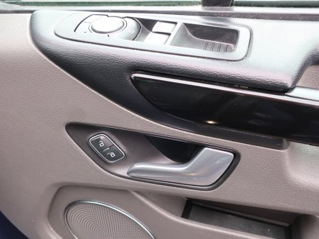 2023 Ford Tourneo - thumbnail 16