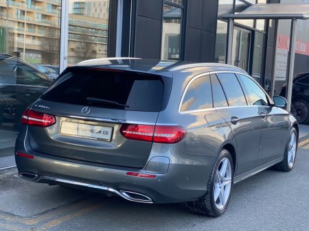 2020 Mercedes-Benz E Class - thumbnail 5