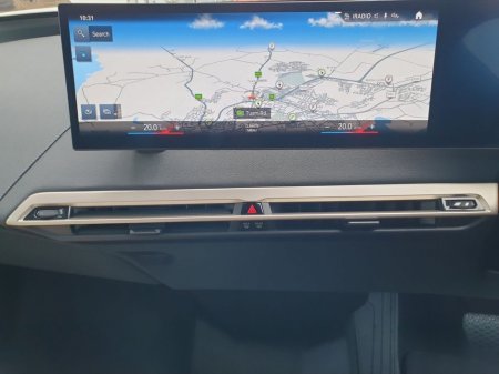 2023 BMW iX xDrive50 M Sport €69,995 thumbnail