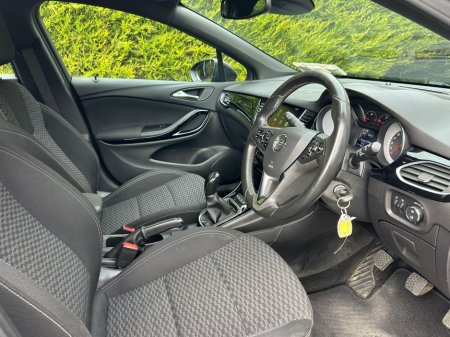 2018 Opel Astra - thumbnail 11