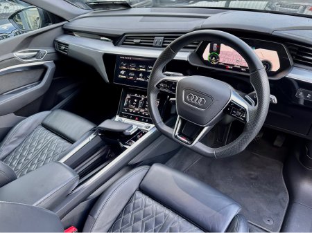 2022 Audi e-tron 55 300KW Q S LINE A €34,950 thumbnail