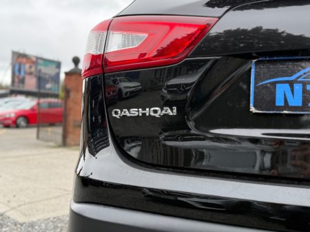 2017 Nissan Qashqai - thumbnail 13