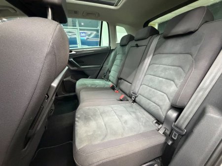 2019 Volkswagen Tiguan - thumbnail 33