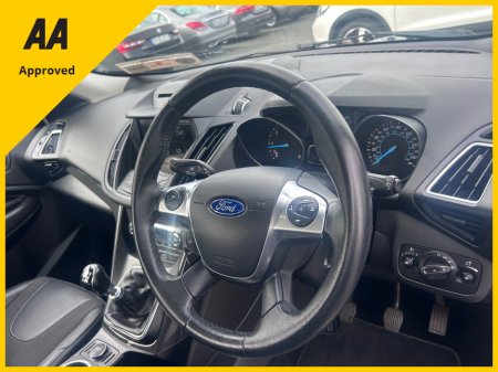 2015 Ford Kuga - thumbnail 17