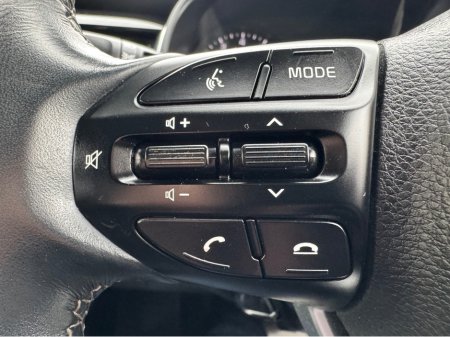 2021 Kia Stonic - thumbnail 22