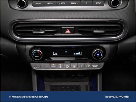 2023 Hyundai Kona 1.6 HYBRID Executive Auto €27,945 thumbnail