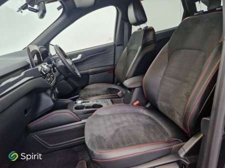 2024 Ford Kuga - thumbnail 3