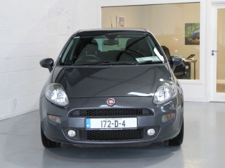 2017 Fiat Punto Lounge 1.2 8V 69HP 4DR €8,750