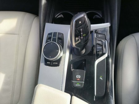 2017 BMW 5 Series - thumbnail 13