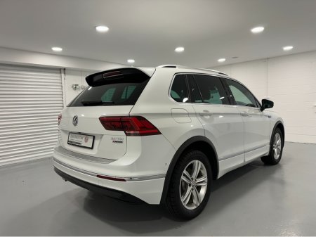 2019 Volkswagen Tiguan (191) TIGUAN 2.0TID R LINE DSG 4 MOTION LOW KMS VW/AUDI SPECIALISTS WWW.DENISDARCYCARS.IE €31,950 thumbnail