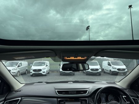 2018 Nissan Qashqai - thumbnail 9