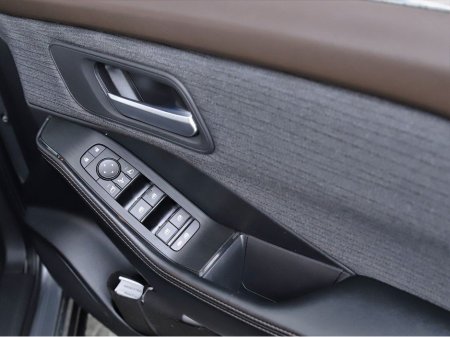 2023 Nissan X-Trail 1.5 SV ePOWER 5SEATS AUTO €35,890 thumbnail