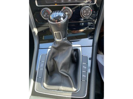 2014 Volkswagen Golf - thumbnail 18