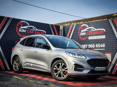 2022 Ford Kuga - thumbnail 1