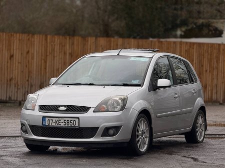 2007 Ford Fiesta - thumbnail 3